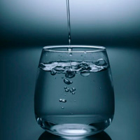 Можно ли пить воду во время и до  приёма пищи? 